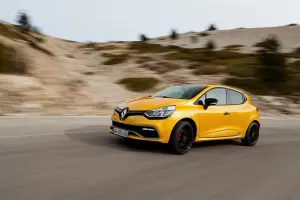 Renault Clio RS 200 EDC - 33