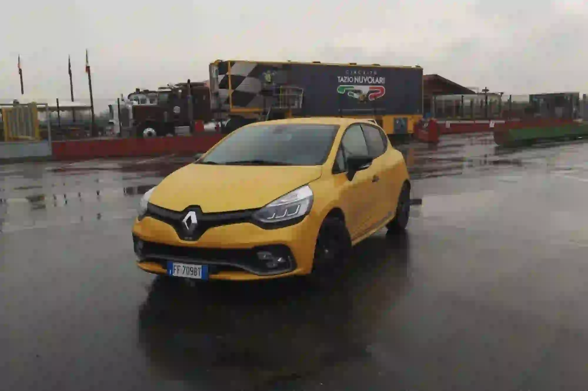 Renault Clio RS 2017 - test drive - 1