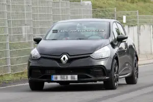 Renault Clio RS foto spia