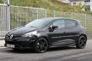 Renault Clio RS foto spia