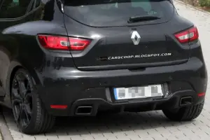Renault Clio RS foto spia