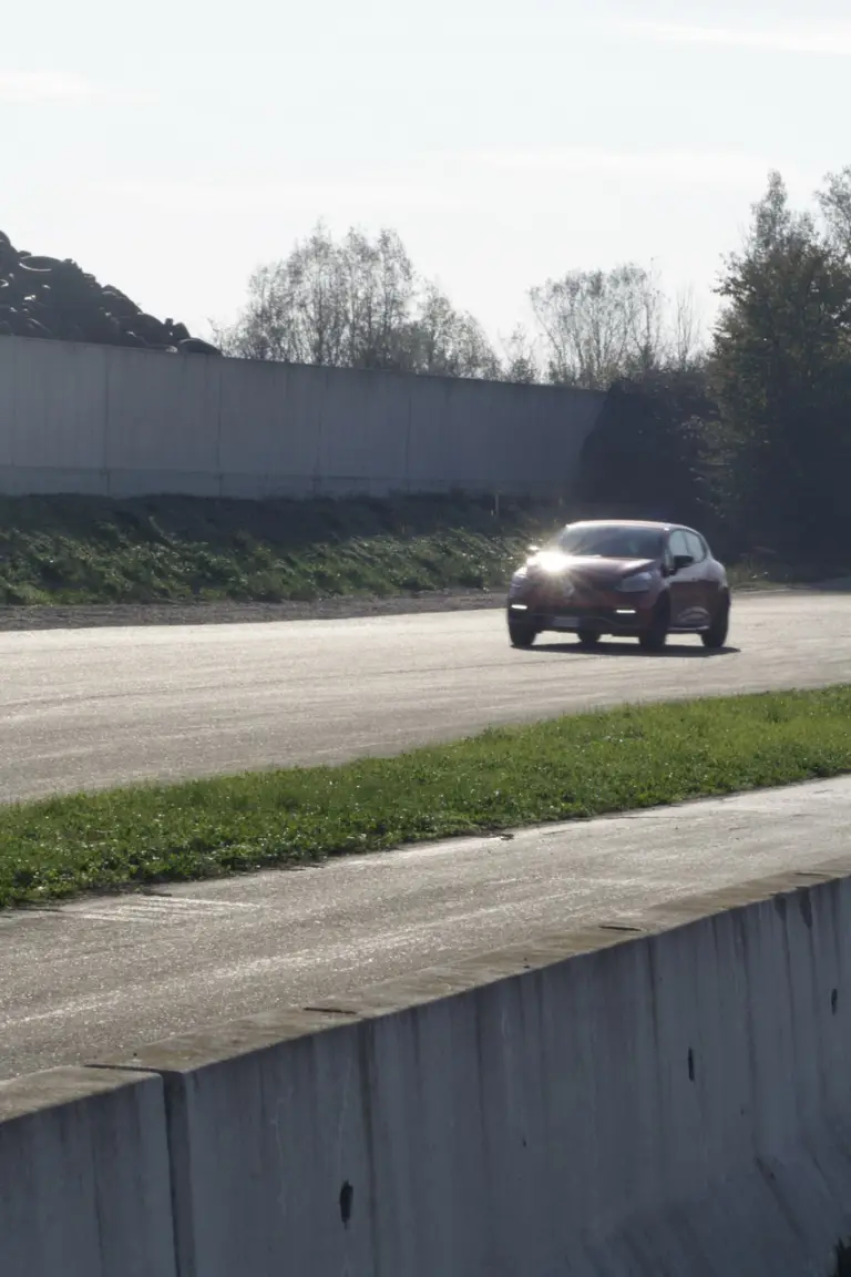 Renault Clio Rs:prova su strada - 4