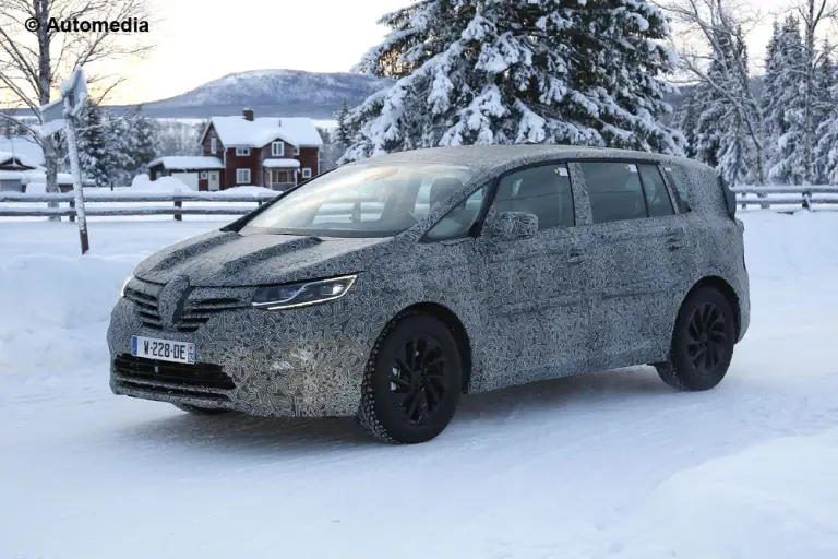 Renault Espace 2015 - Foto spia 07-02-2014 - 3