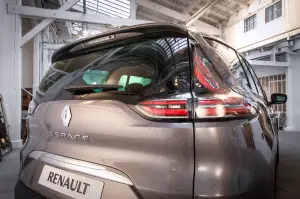 Renault Espace - presentazione stampa italiana