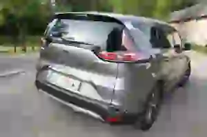 Renault Espace - Prova su strada - 2015 - 1