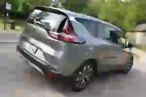 Renault Espace - Prova su strada - 2015