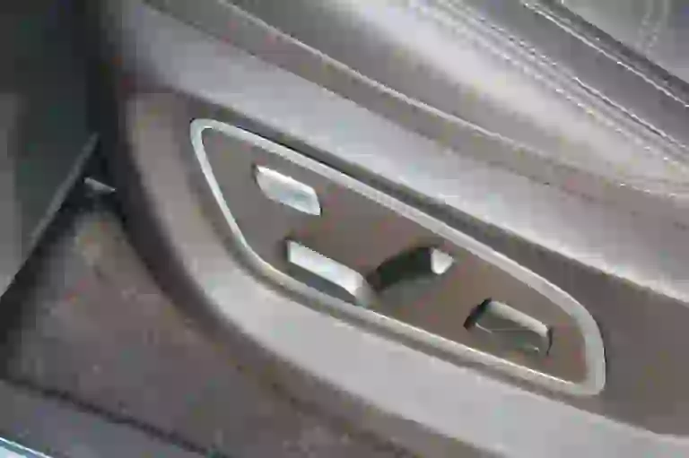Renault Espace - Prova su strada - 2015 - 32