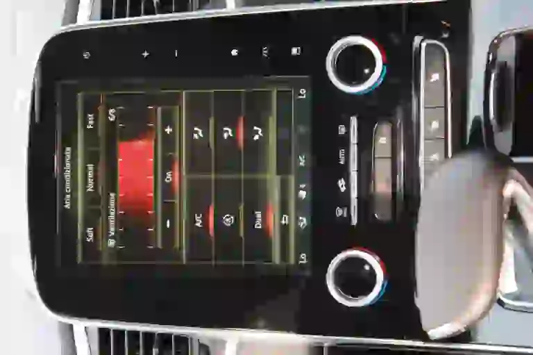 Renault Espace - Prova su strada - 2015 - 43