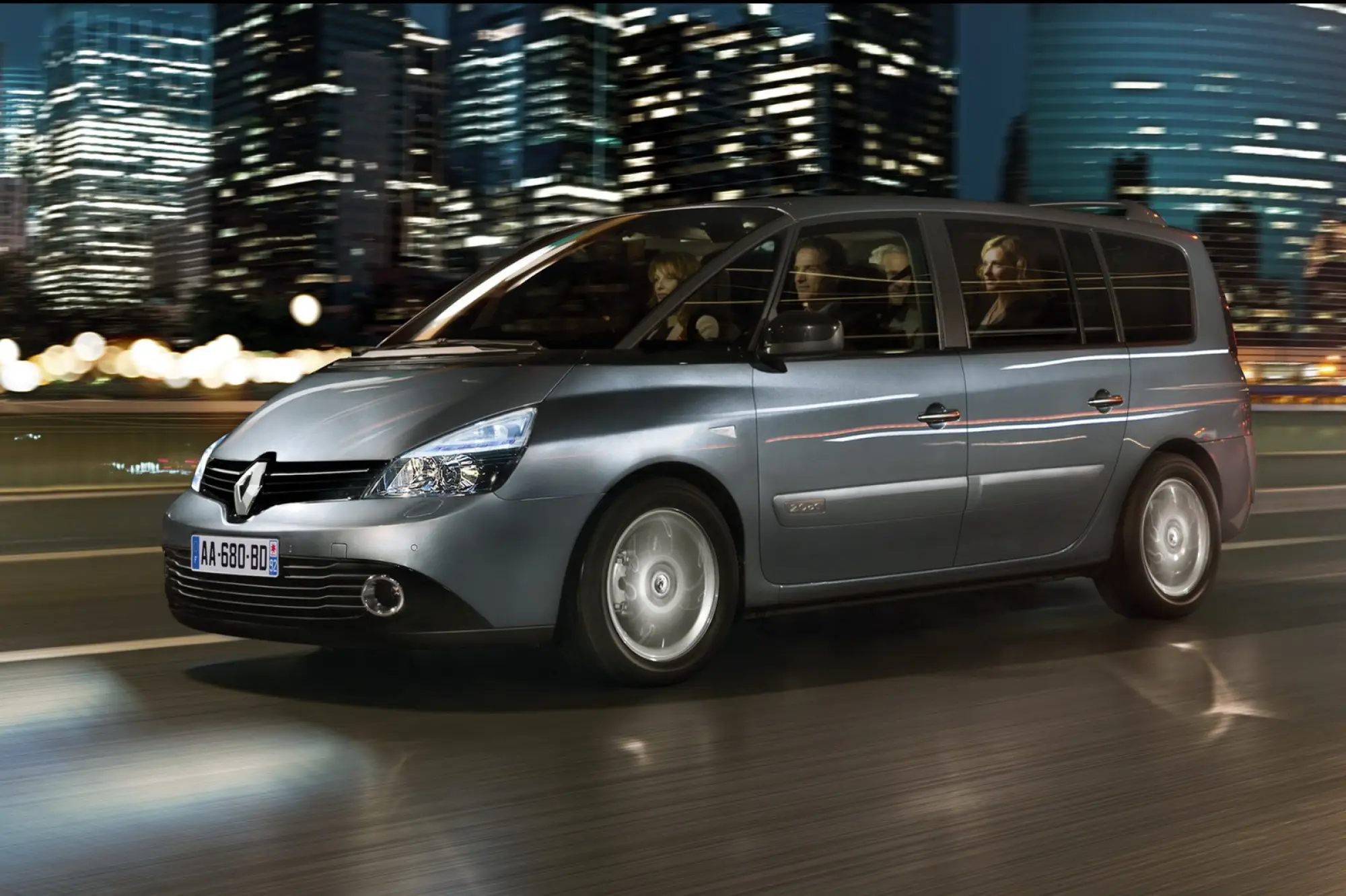 Renault Espace restyling 2012 nuove immagini - 11