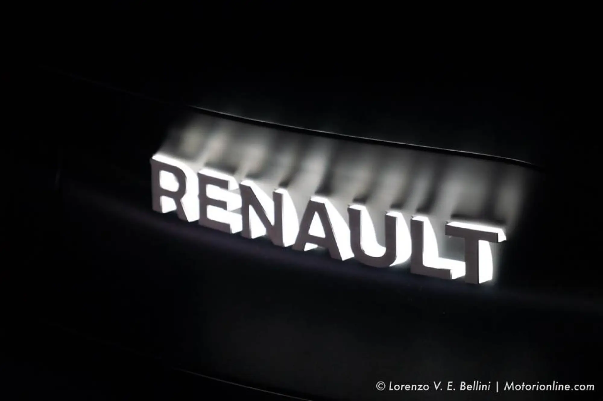 Renault EZ-Ultimo - Salone di Parigi 2018 - 18