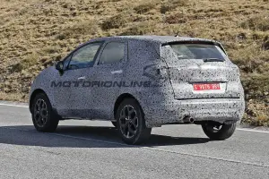 Renault Grand Captur - Foto spia 06-10-2015