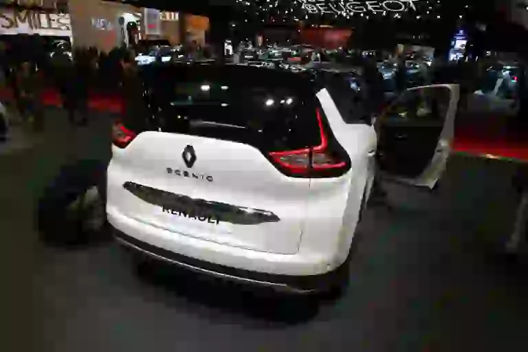 Renault Grand Scenic - Salone di Parigi 2016 - 4