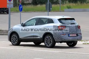 Renault Kadjar facelift - Foto spia 15-6-2018