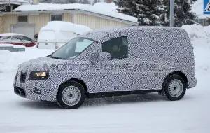 Renault Kangoo 2021 - Foto spia 28-01-2020