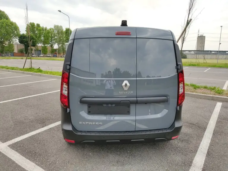Renault Kangoo e Express Van - Prova su strada Milano - 17