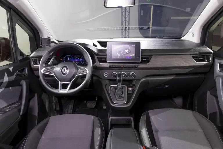 Renault Kangoo E-Tech Electric  - 4