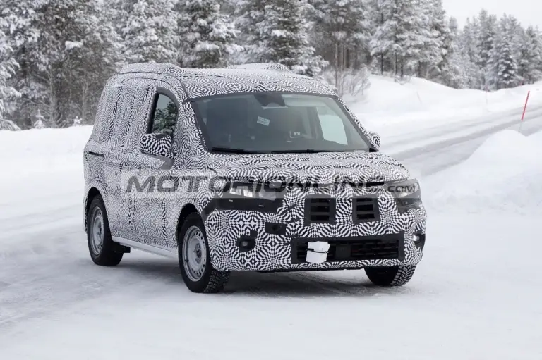 Renault Kangoo - Foto spia 20-2-2020 - 3