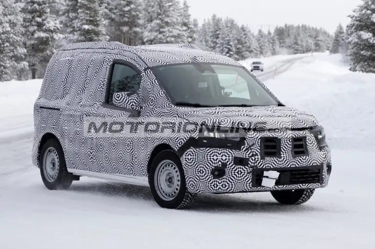 Renault Kangoo - Foto spia 20-2-2020 - 5