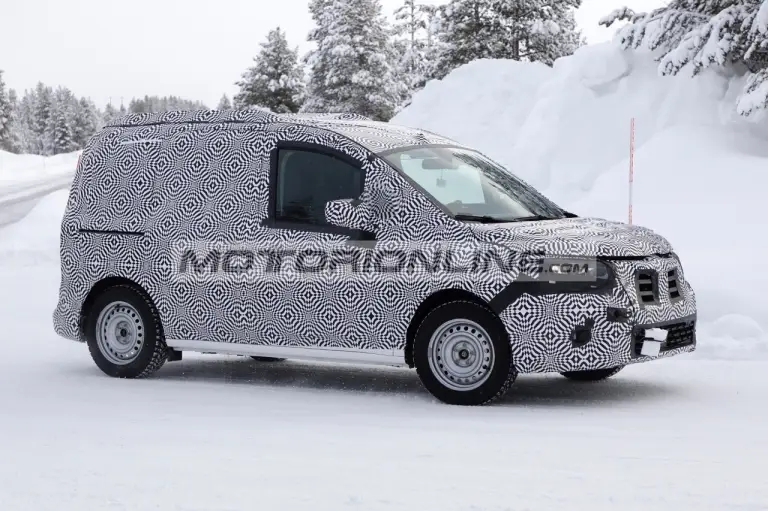 Renault Kangoo - Foto spia 20-2-2020 - 7