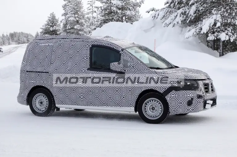 Renault Kangoo - Foto spia 20-2-2020 - 8