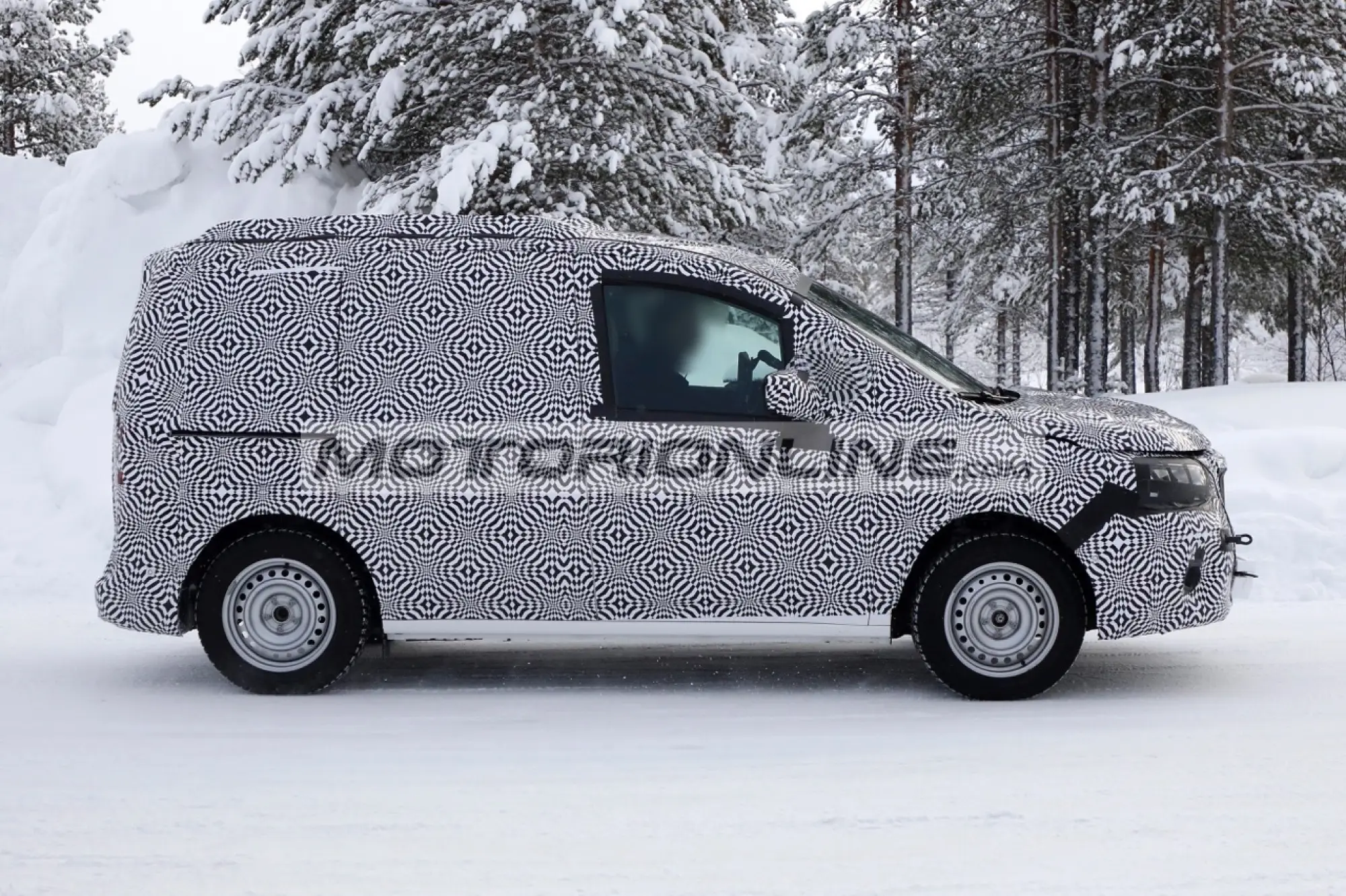 Renault Kangoo - Foto spia 20-2-2020 - 9