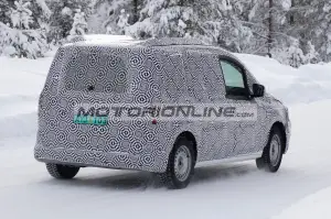 Renault Kangoo - Foto spia 20-2-2020