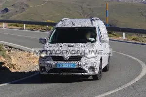 Renault Kangoo - Foto spia 24-6-2019
