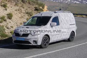 Renault Kangoo - Foto spia 24-6-2019