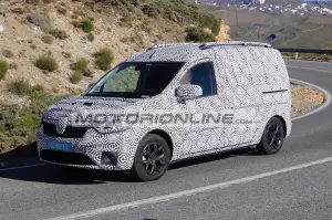 Renault Kangoo - Foto spia 24-6-2019