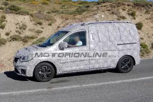 Renault Kangoo - Foto spia 24-6-2019