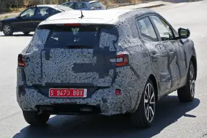 Renault Koleos 2016 - Foto spia 09-09-2014 - 8