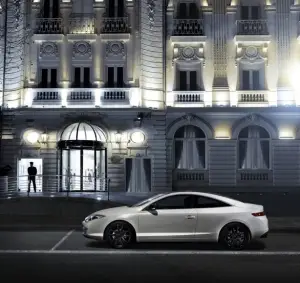 Renault Laguna Coupe restyling 2012 - 4