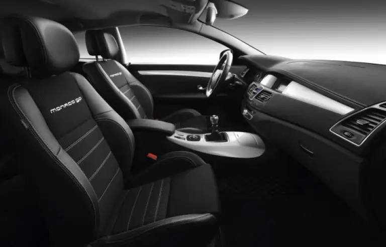 Renault Laguna Coupe restyling 2012 - 21