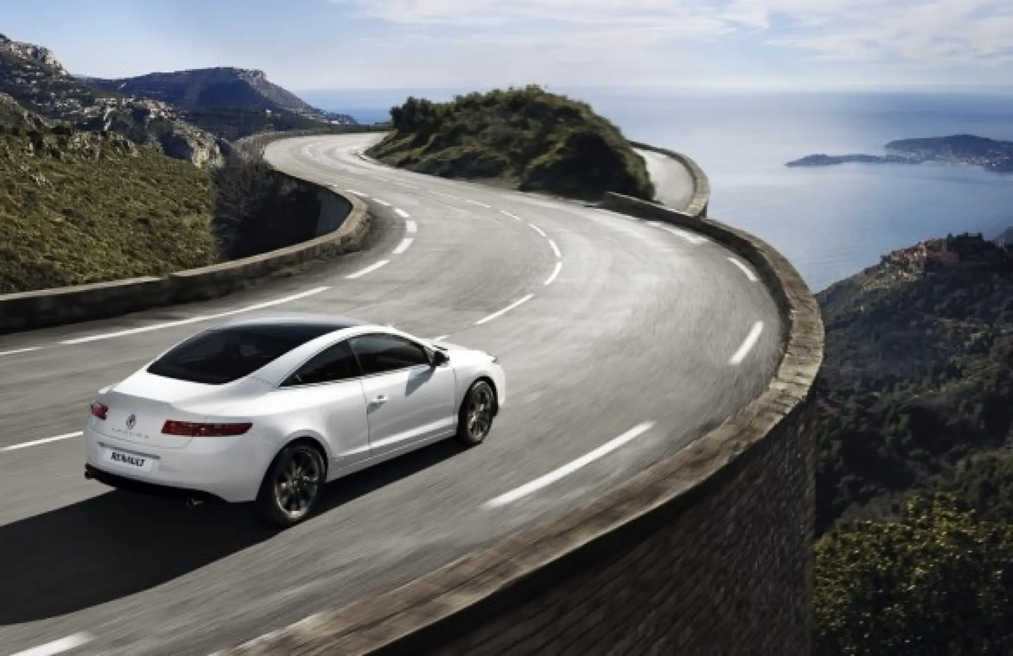 Renault Laguna Coupe restyling 2012 - 24