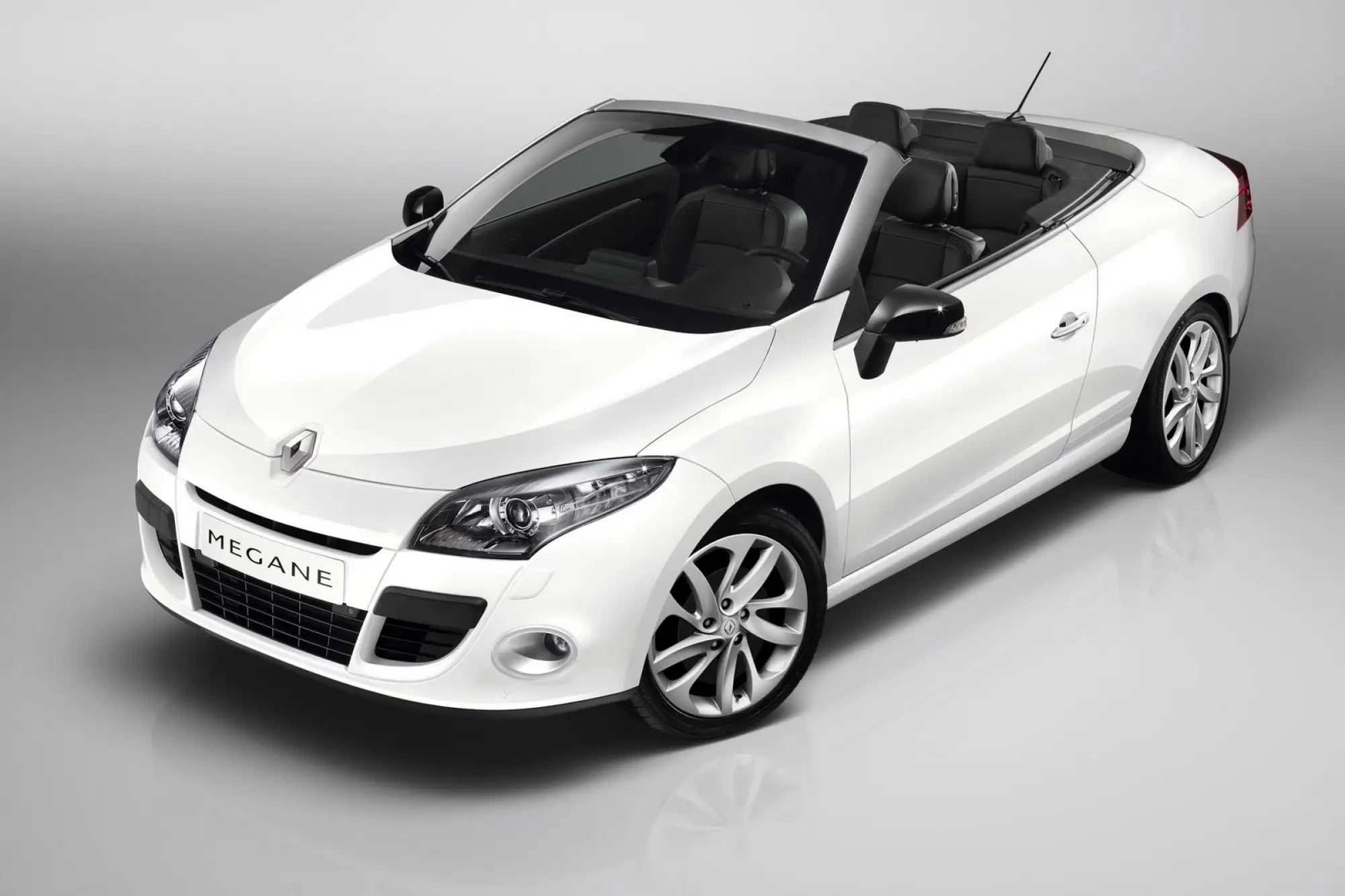 Renault Megane CC 2011 - 6