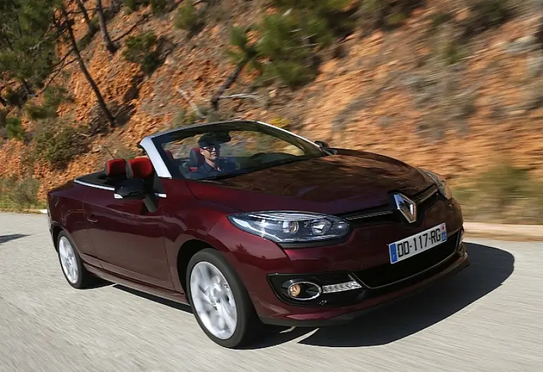 Renault Megane CC MY 2014 - 5