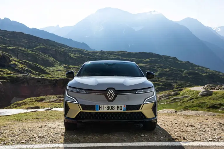 Renault Megane E-Tech Electric - 101