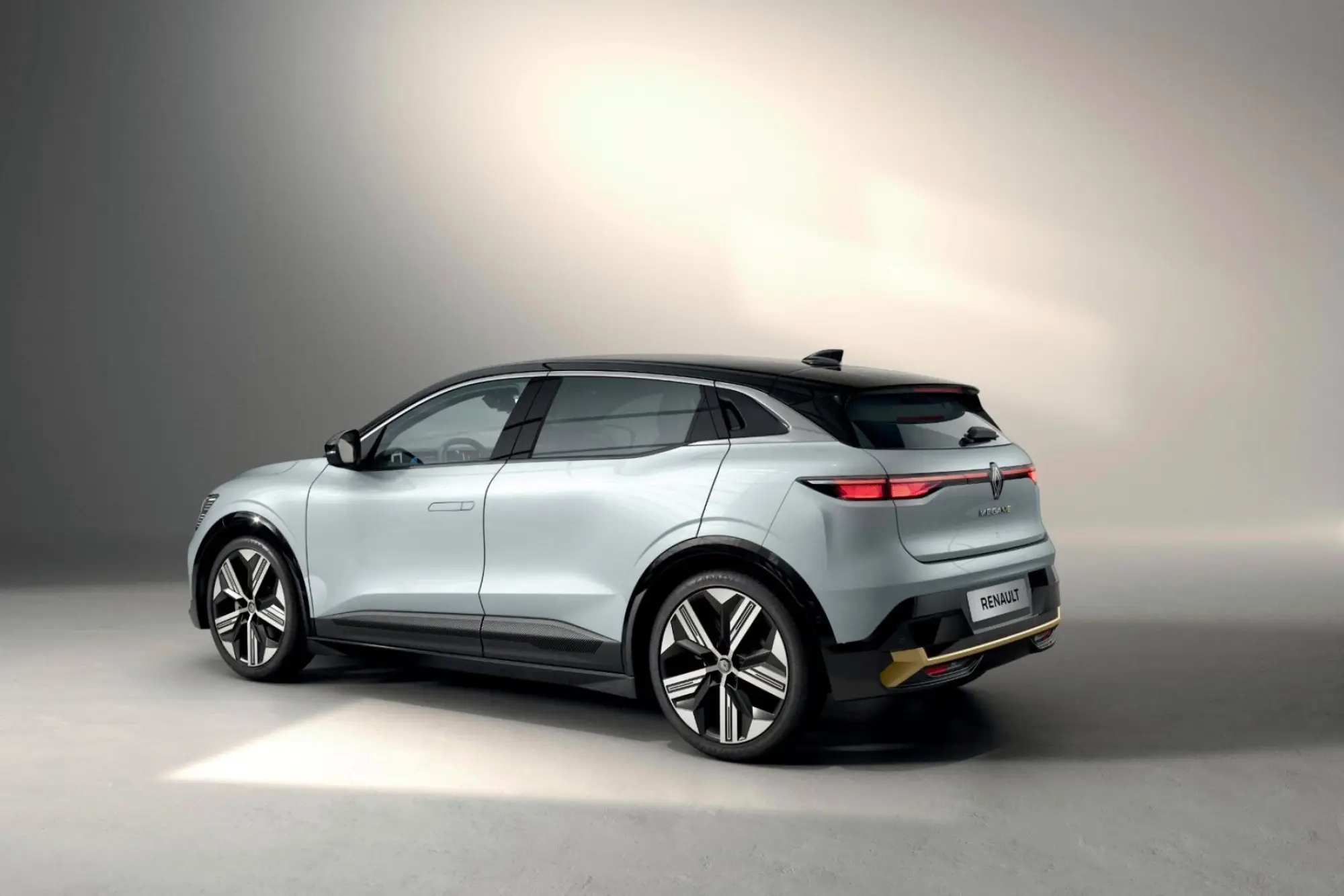 Renault Megane E-Tech Electric - 26