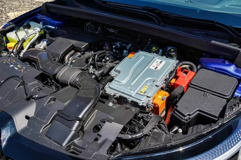 Renault Megane E-Tech Plug-in Hybrid - Prova su Strada - 20