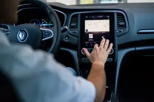 Renault Megane E-Tech Plug-in Hybrid - Prova su Strada