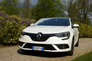 Renault Megane Grand Coupe' - prova su strada 2017