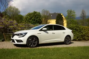 Renault Megane Grand Coupe' - prova su strada 2017