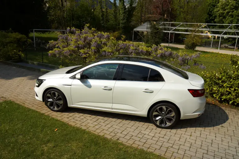 Renault Megane Grand Coupe' - prova su strada 2017 - 17