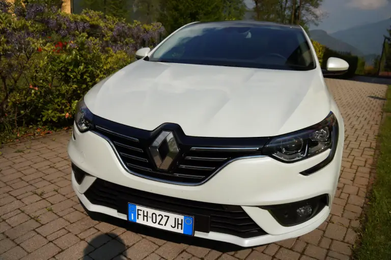 Renault Megane Grand Coupe' - prova su strada 2017 - 20