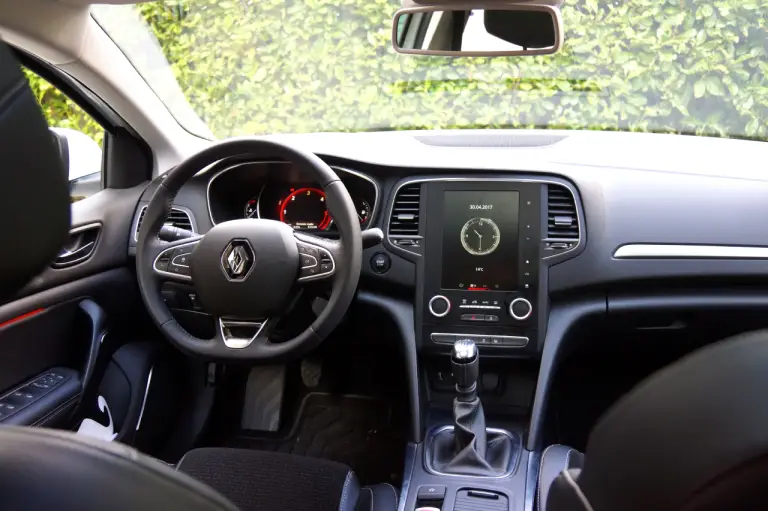Renault Megane Grand Coupe' - prova su strada 2017 - 49