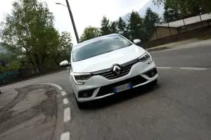 Renault Megane Grand Coupe' - prova su strada 2017