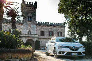 Renault Megane Grand Coupè - 14