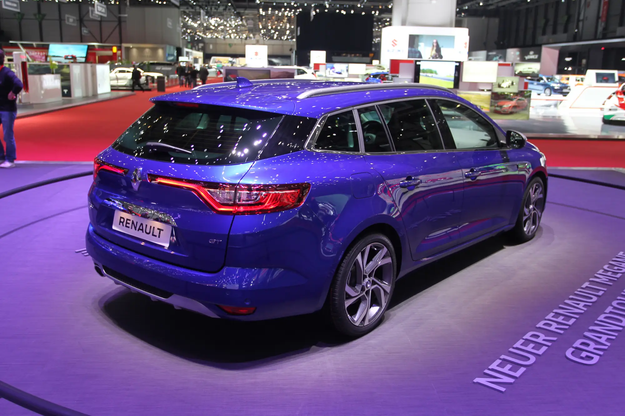 Renault Megane Grand Tourer GT - Salone di Ginevra 2016 - 6