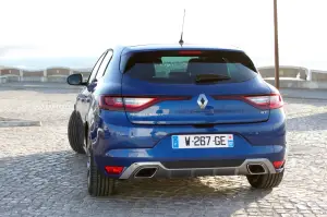 Renault Megane MY 2016 - Primo contatto - 8