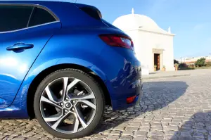 Renault Megane MY 2016 - Primo contatto - 11